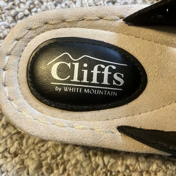 Cliffs by White Mountain Cynthia Sandals Size 10 M Slide On Black Floral Studded - Picture 9 of 11